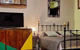 Green Wilanow Apartment With Free Parking